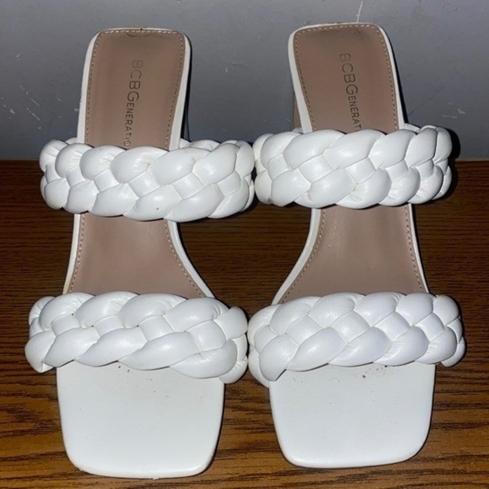 BCBGeneration White Braided Strap Square Toe Block Heel Mules Sandals‎ Shoes 7.5